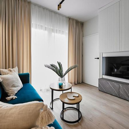 Golden Dreams Luxury Apartment 81 Krasków Exterior foto